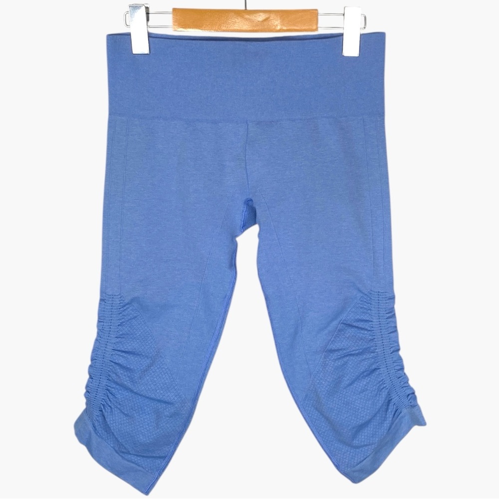 Lululemon In the Flow Crop II - Heathered Lullaby Blue - Seamless - Size 4